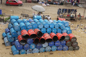 Barrels used when transporting refined crude