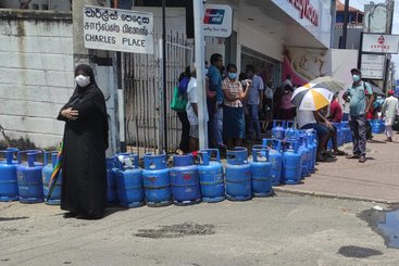 Sri-Lankan-economic-crisis-2022-1550-768x494
