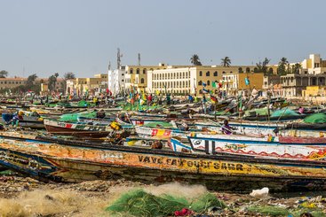The fishing port of St Louis, Senegal | Yoann Gauthier, Flickr | CC BY-NC 2.0